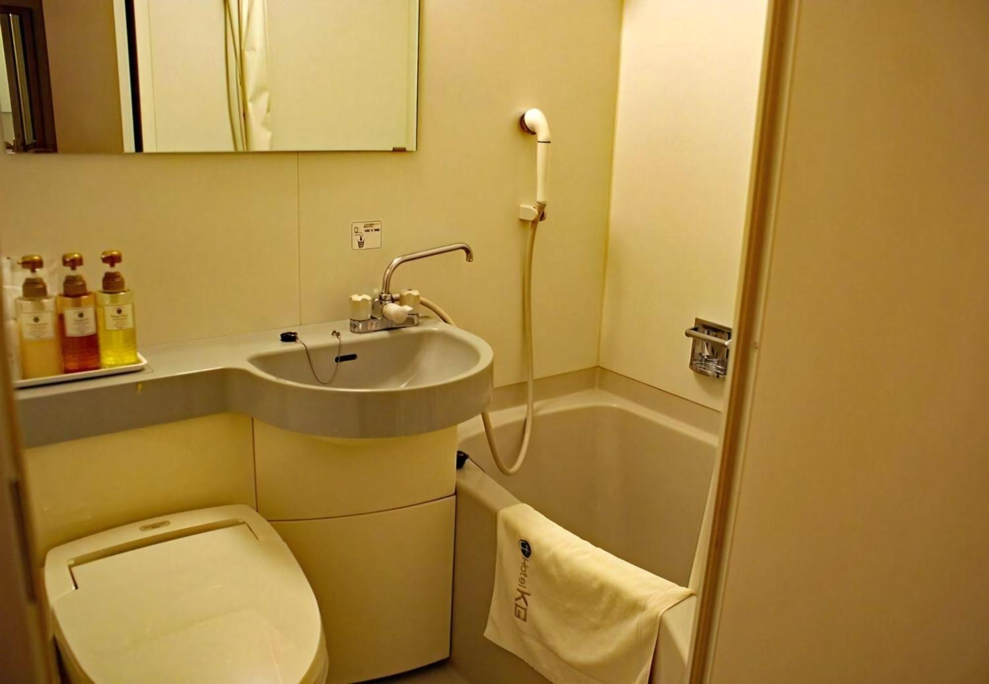Business Hotel Kg Ōita Extérieur photo