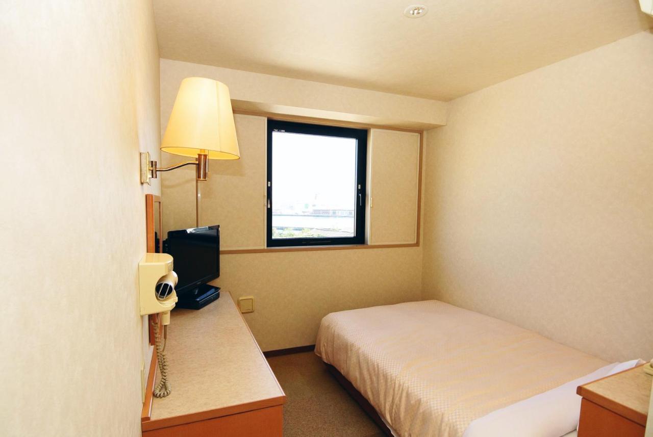 Business Hotel Kg Ōita Extérieur photo